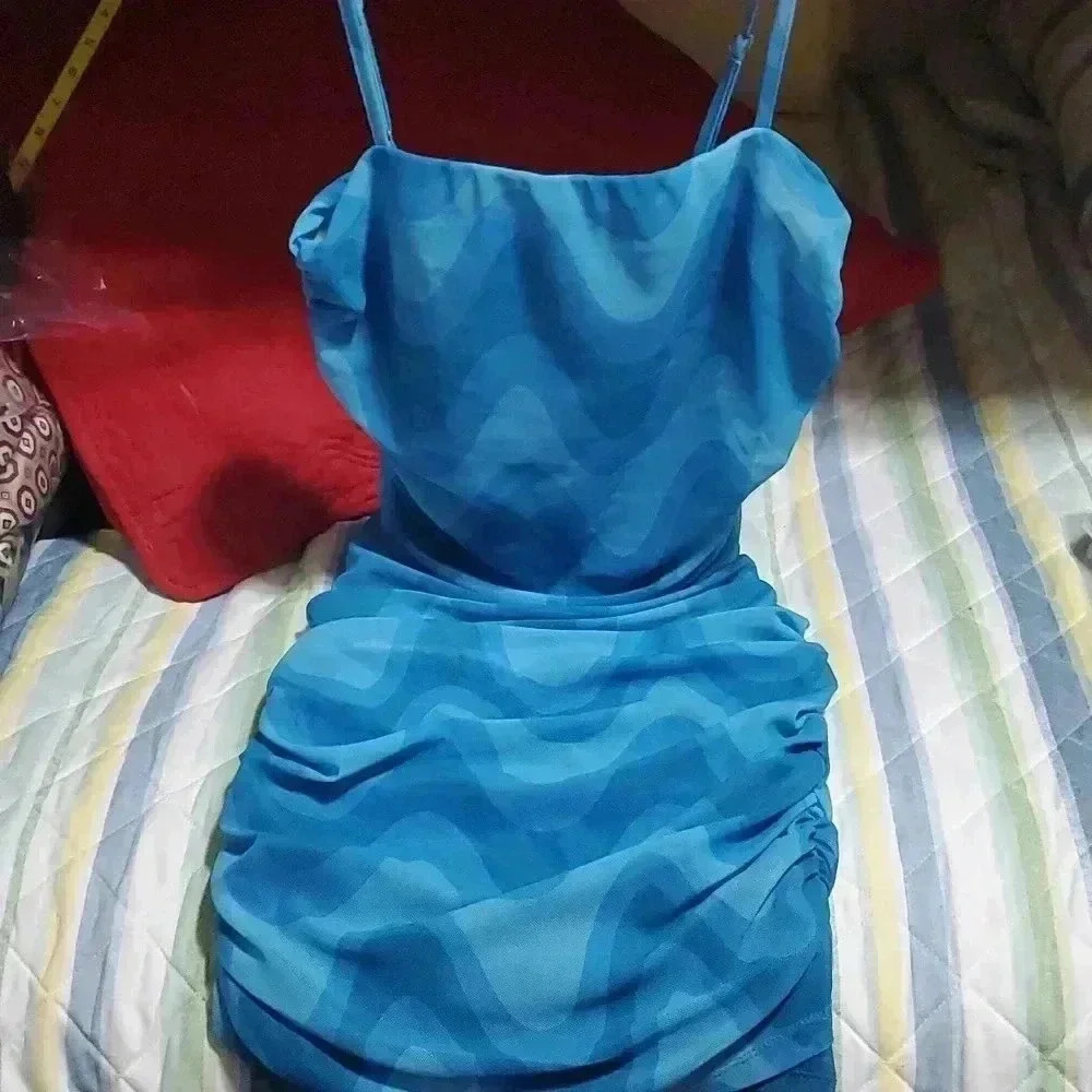 ☆☆☆Beautiful ocean blue ruched dress